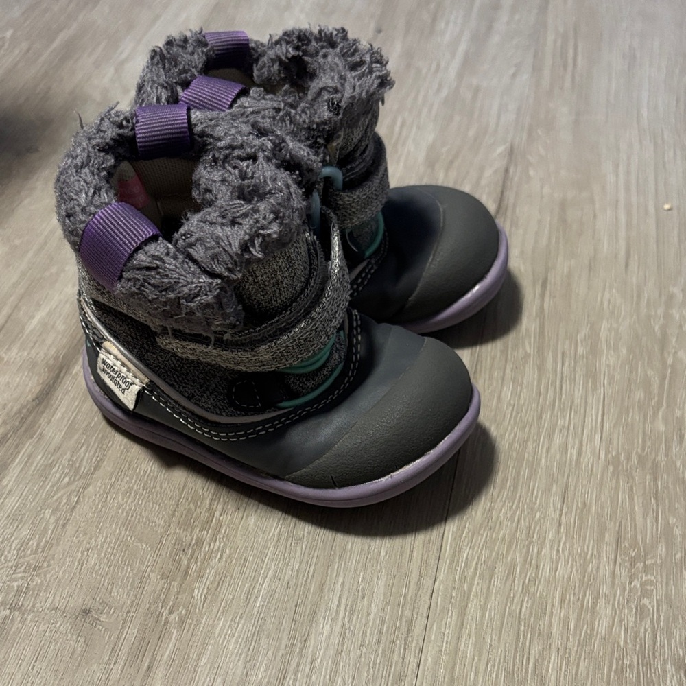 See Kai Run Black and‎ Purple Kids Boots